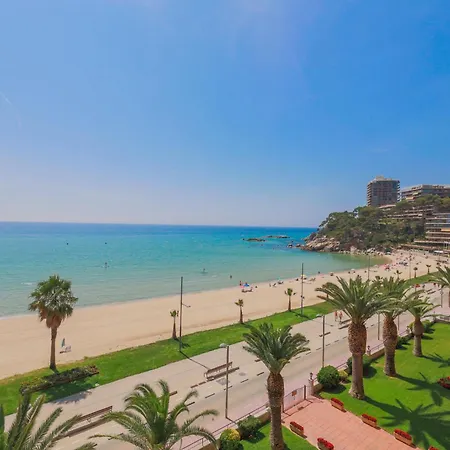 Seafront Views In Torre Valentina شقة *