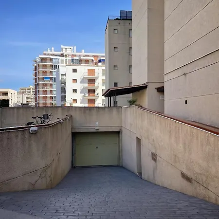 Seafront Views In Torre Valentina شقة